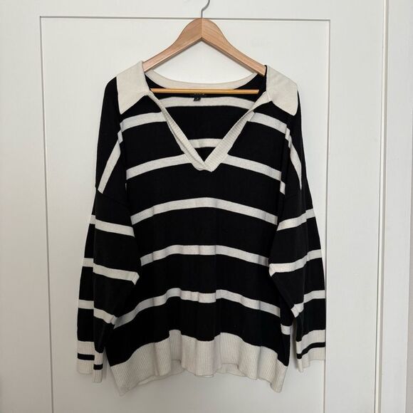 Torrid Sweater Sz 3X Black White Striped Knit Collared V Neck Preppy Office - Picture 1 of 12
